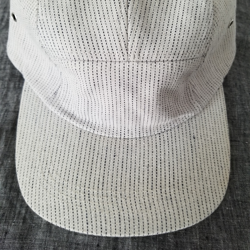 Frank & Oak hat